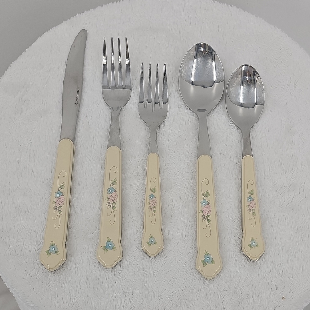 Pfaltzgraff Vintage Tea Rose Utensil Flatware Set